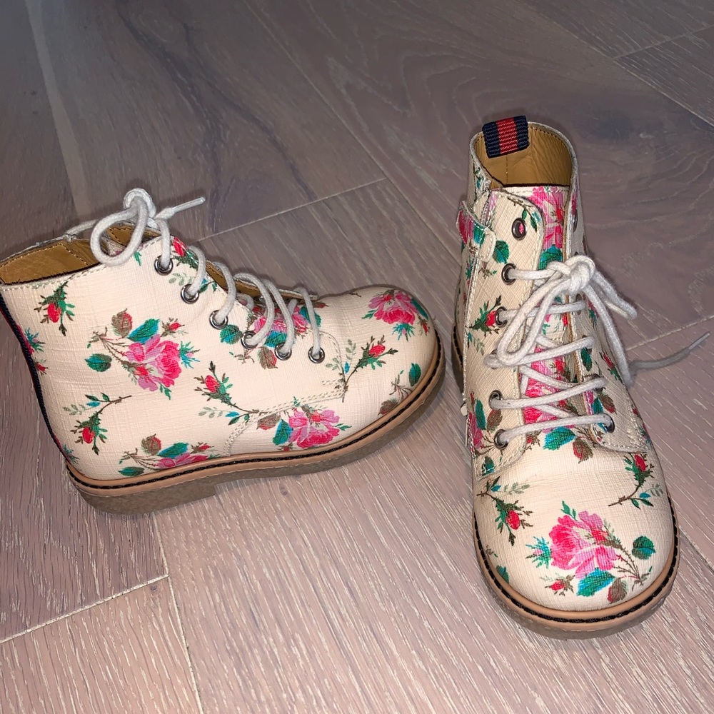 Toddler Gucci supreme lace up boot